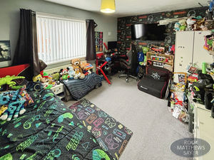 Photo 4- click for photo gallery